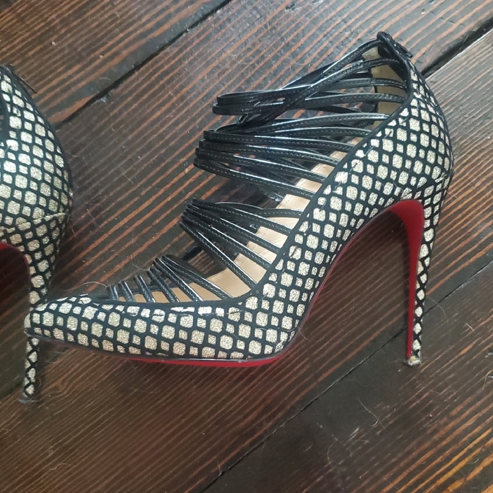 Christian Louboutin Black Strappy Cage Pointed Toe Heels with Red Soles - Picture 5 of 11